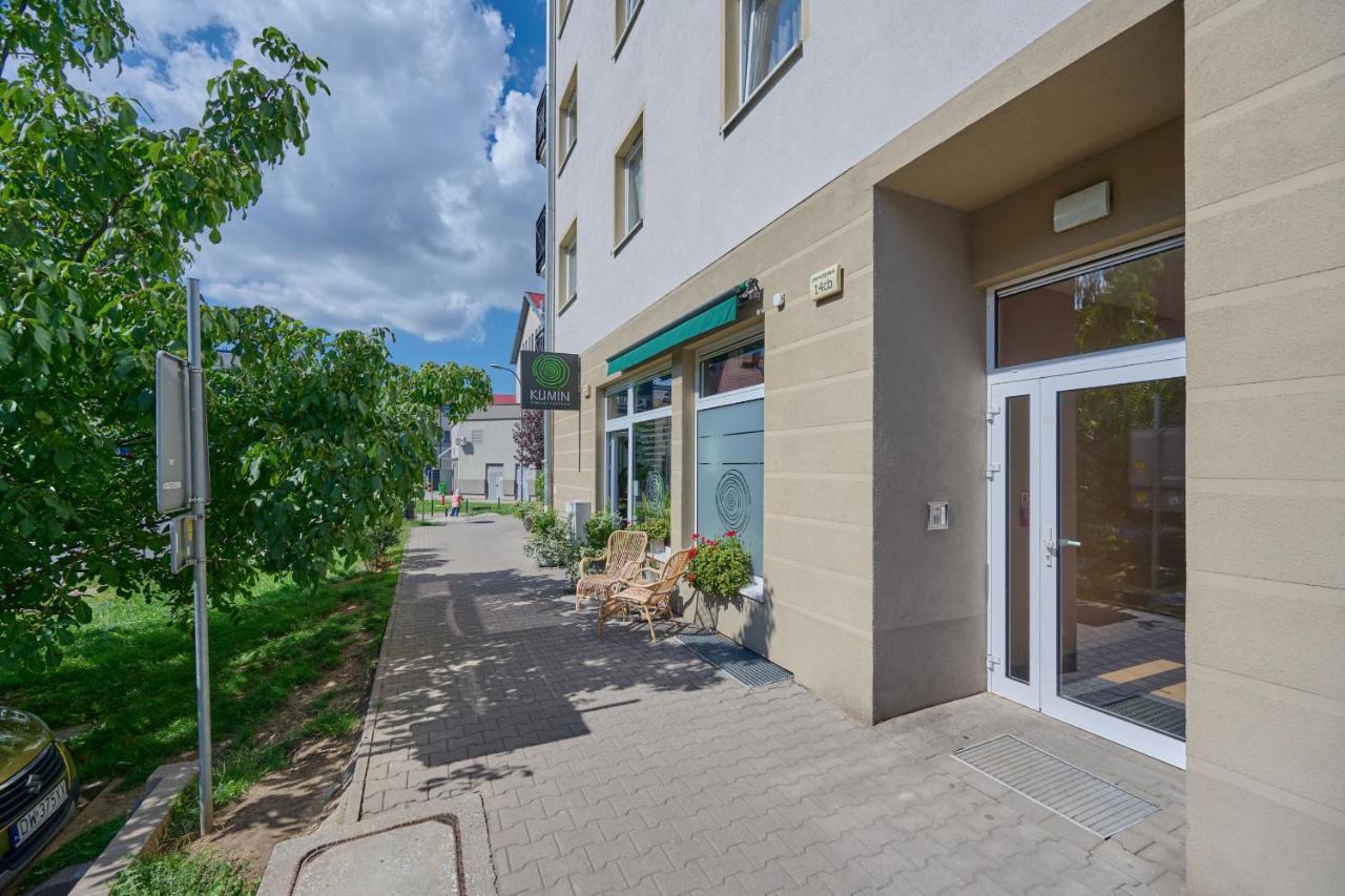 Peaceful Wroclaw Apartment For 4 Guests With Balcony By Noclegi Renters Dış mekan fotoğraf